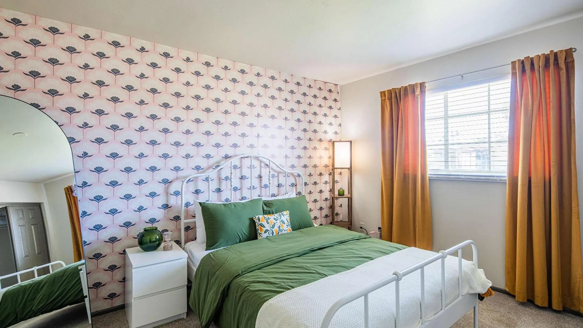 Vila Near Mntn Park Private Pool & Fully Fenced Yard Phoenix